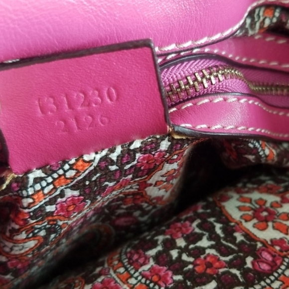 Gucci Spring 2007  Runway Babouska Purple Black Snakeskin Leathers Tassel Bag - Picture 11 of 14